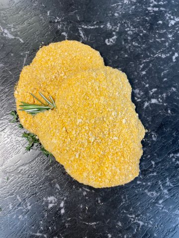 Garlic parmesan schnitzel - 300g