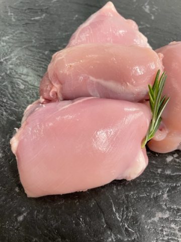 Chicken thigh fillet - skin off - 100g